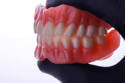 Desktop Health Stunning Aesthetics teeth 520x347 image